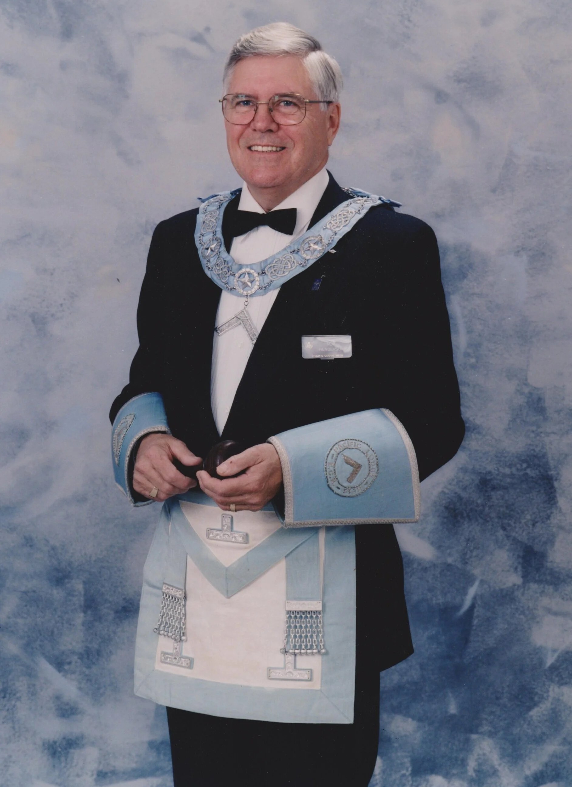 W. Bro. R. Henderson, Past Master 1997